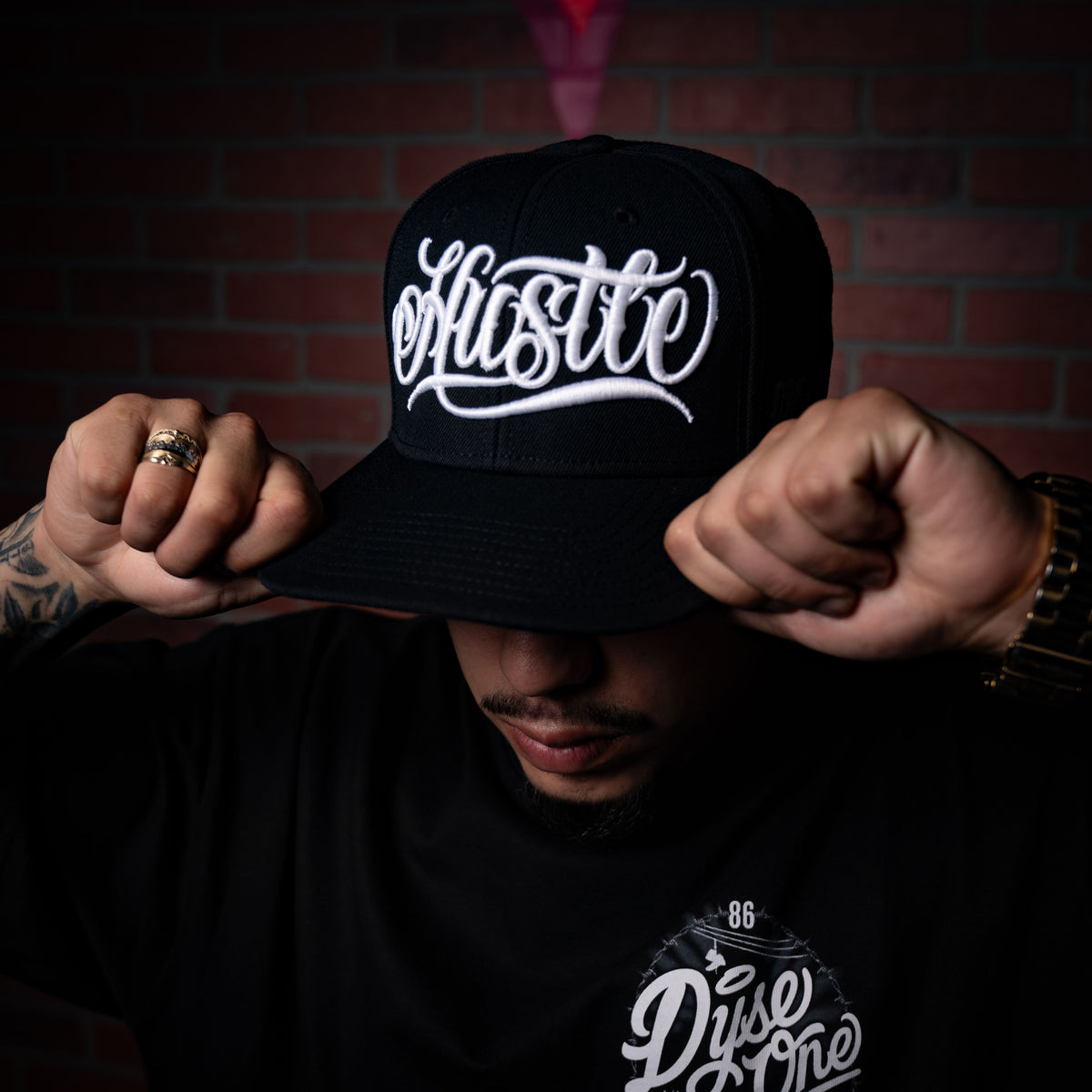 Dyse One Hustle Snapback Hat – Black